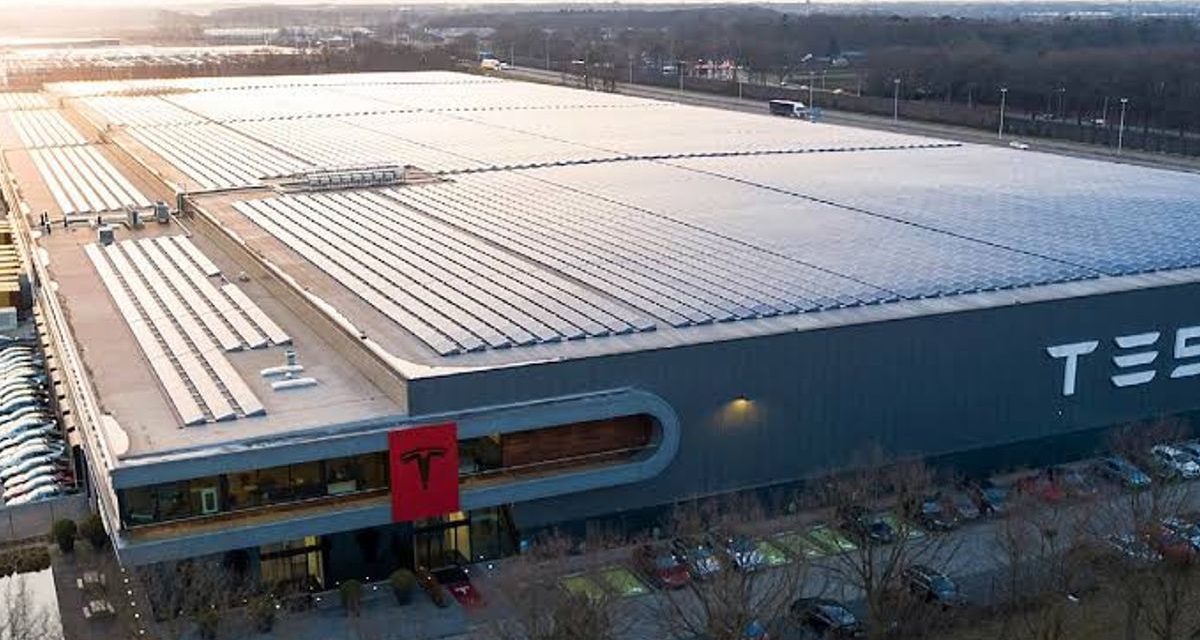 Tesla Terseret Konflik Global, Jadi Target Serangan Tak Terduga