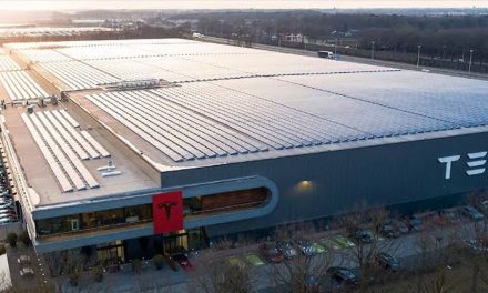 Tesla Terseret Konflik Global, Jadi Target Serangan Tak Terduga