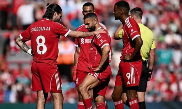 Liverpool Raih Tiga Poin, Tapi Arne Slot Cemas Mohamed Cedera