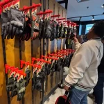 Riding Gear Premium: Dainese Kini Punya Flagship Store