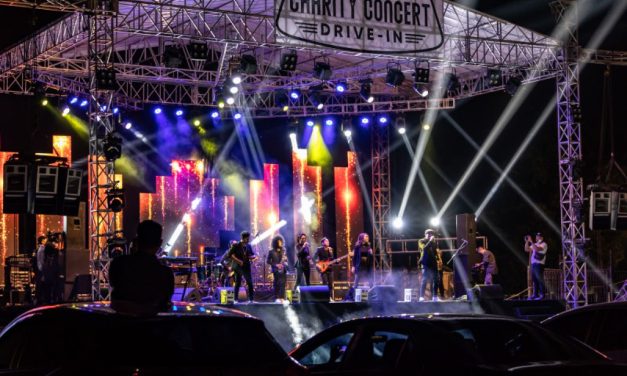 Realitanya Di Balik Gemerlapnya dari industri Dunia Hiburan